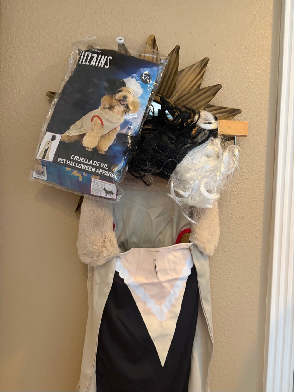 Disney Villains Cruella De Vil Dog Halloween Costume XXL